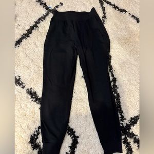 Lululemon joggers/sweats